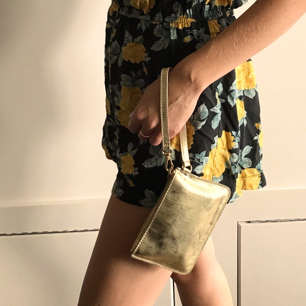 Michael Kors | mini wristlet